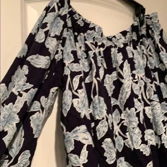 Splendid Off-Shoulder Print Top Blue - Picture 3 of 5